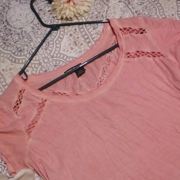PEACH colored criss cross cutout top - Picture 3 of 12